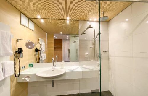 Deggenhausertal Hotel | Berggasthof Höchsten