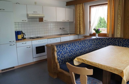 Nauders Apartment | Bergkastel - House Tyrolean home