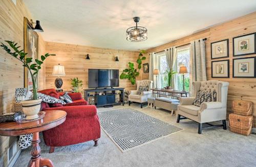 Berkeley Springs House | Berkeley Springs Vacation Home with Fire Pit!