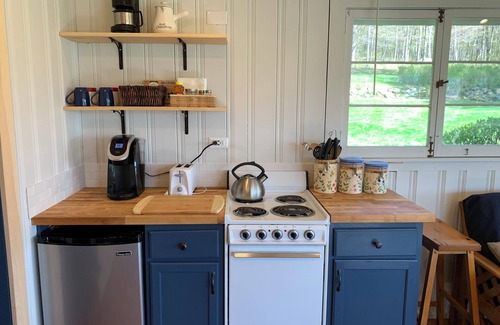 Clarksburg Cabin | Berkshire Mountain Cottage - Spectacular Views of Mount Greylock