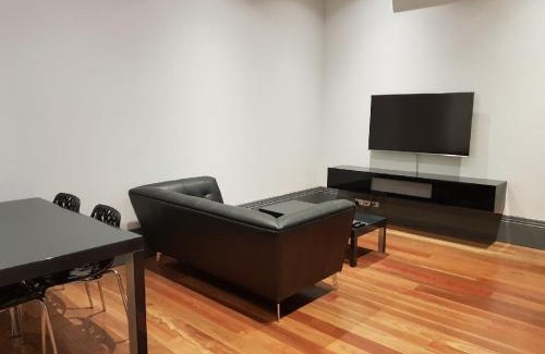 Rutherglen Apartment | Bespoke On Main