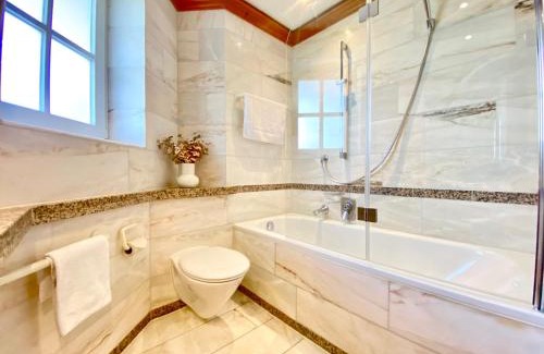 Enzensberg Apartment | Best Butler Lovebirds I Küche I Parken I Bergblick I Seenähe