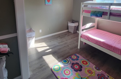 Palmer House | Best kept secret Palmer My home is your home away from home!