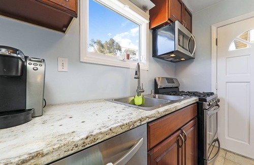 Laguna Beach House | Best location! 1 blocks from the Beach, walkway to just about anywhere, secluded