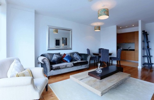 Grand Canal Dock Apartment | Best Location Luxury Penthouse style Apt.