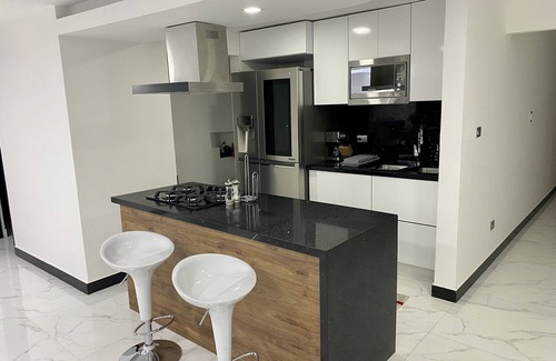 Granada Apartment | Best Modern Apto Granada Zona Rosa Cali-Colombia