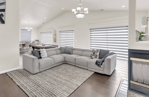 La Presa House | BEST VIEW IN SD! 2800 sq ft modern 5 bedroom, pool table, game room!