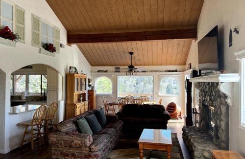 Crestline House | Best View of the Lake! Huge Deck!