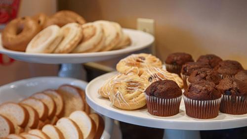 Neosho Hotel | Best Western Big Spring Lodge