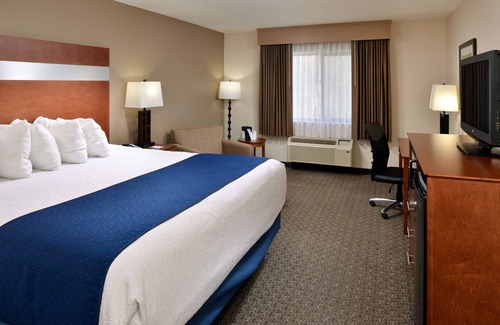 Neosho Hotel | Best Western Big Spring Lodge
