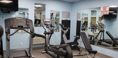 Edson Hotel | Best Western High Road Inn