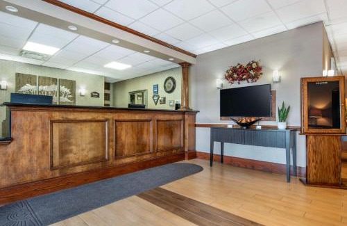 Bridgeport Hotel | Best Western Plus Bridgeport Inn