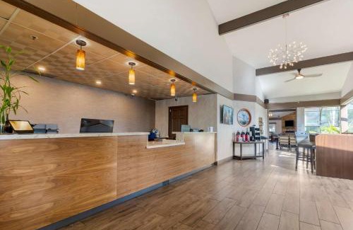 Gilroy Hotel | Best Western Plus Forest Park Inn