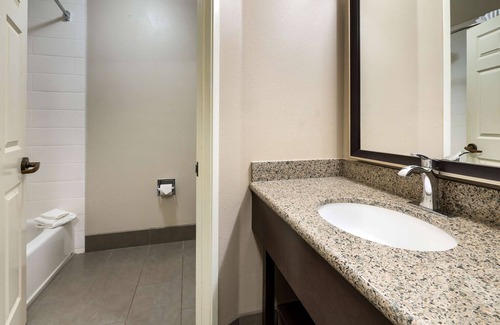 Evergreen Hotel | Best Western Plus Kalispell/Glacier Park West Hotel & Suites