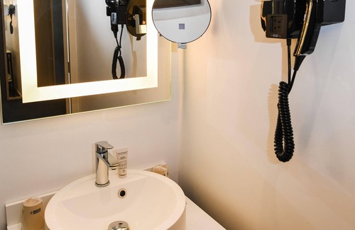 Anatole France Danton Hotel | Best Western Plus Le Havre Centre Gare