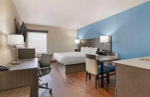 South Holland Hotel | Best Western Plus South Holland Chicago Southland
