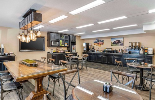 Hines Hotel | Best Western Rory & Ryan Inns