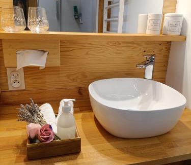 Meyronne Bed & Breakfast | Bet & Jac