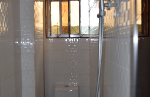 Kigoma Bed & Breakfast | BETTER LIFE HOTEL KASULU