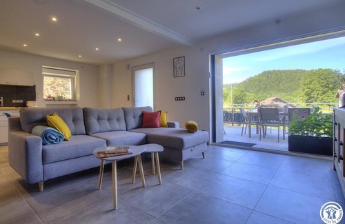 Apremont House | Between lakes and mountains