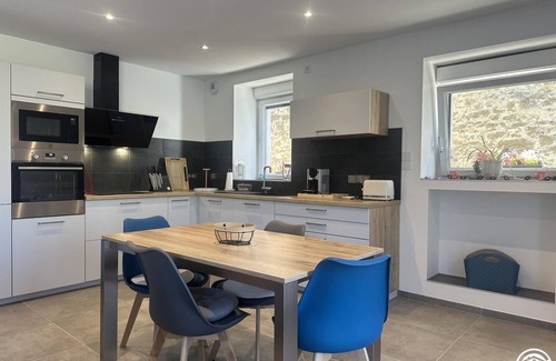 Apremont House | Between lakes and mountains