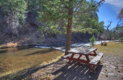 Durango - Purgatory House | Between the Waters Cabin