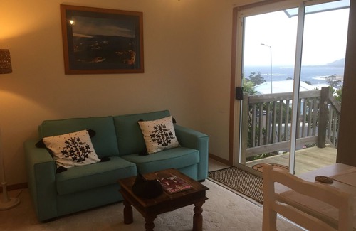 Bicheno Apartment | Bicheno Bell a cosy stay for couples and fantastic proximity!