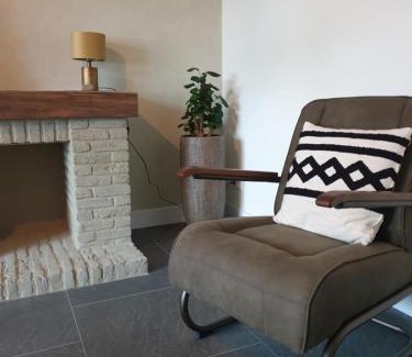 Colijnsplaat House | Biedebure