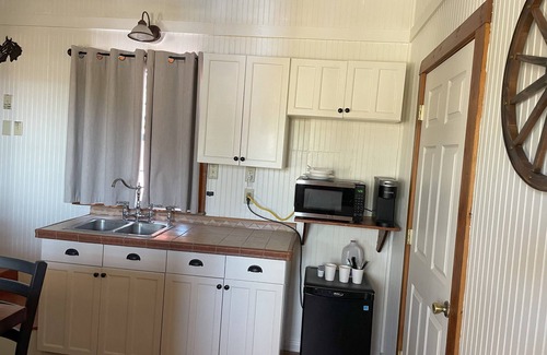 Study Butte-Terlingua Cabin | Big Bend Lodging at Ten Bits Ranch - Room #15 - Freight Office