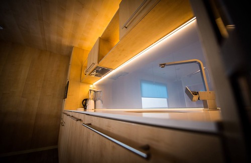 Metlika Cabin | BIG BERRY Luxury of Freedom