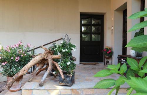 Tschernitz Apartment | Big Mama s Home