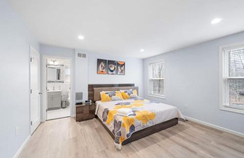 Lindale House | Big Villa 6Bd 7Ba Heated Pool Hot Tub Sauna Big Game Room