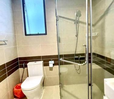 Bach Dang Riverside Apartment | Biggest and luxurious 3brs Rivergate Residence