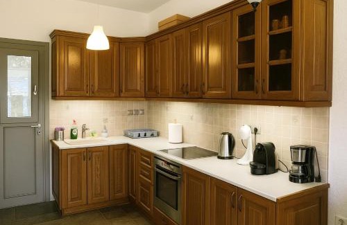 Aegina Apartment | Billy's Place