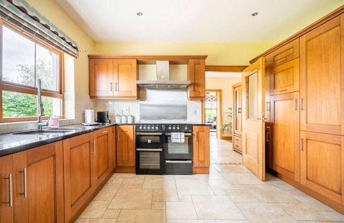 Castlederg House | Bin Mountain Self Catering