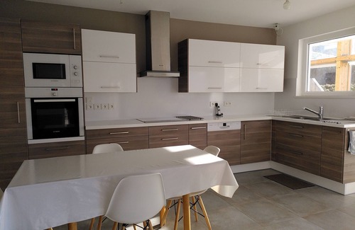 Saint-Martin-d'Uriage Villa | Bioclimatic family home near Chamrousse and Uriage spa