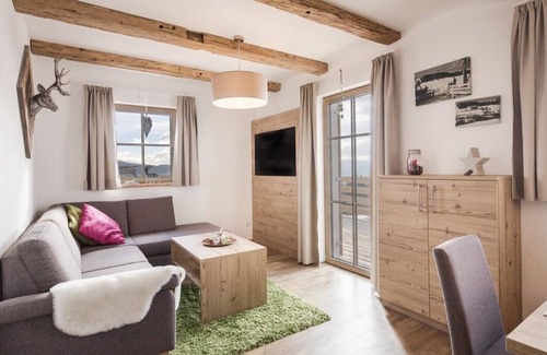 Weisspriach Bed & Breakfast | Biosphere Apartment - Chalet Village Fanningberg