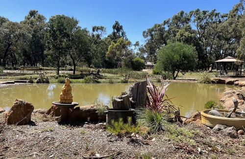 Broomfield Cottage | Birdie and Brad's Broomfield Retreat.