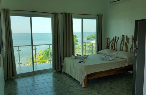 Bolinao Hotel | Birdland Beach Club