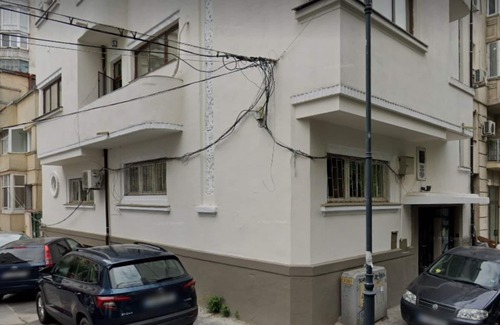 Bucharest City-Centre Apartment | Birds of Paradise