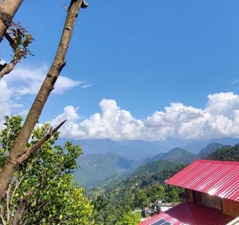 Shivanandi House | Birdsong & Beyond