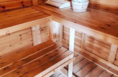 Jaszbereny Bed & Breakfast | BIRS Vendégház