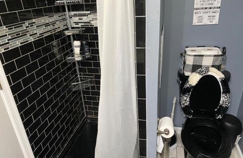 Columbia House | Birthday House