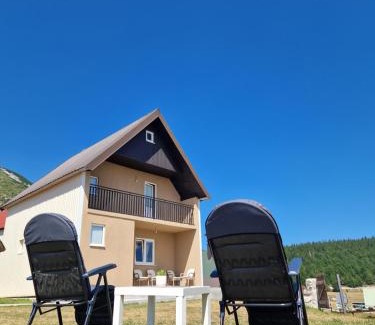 Virak House | Biser Durmitora