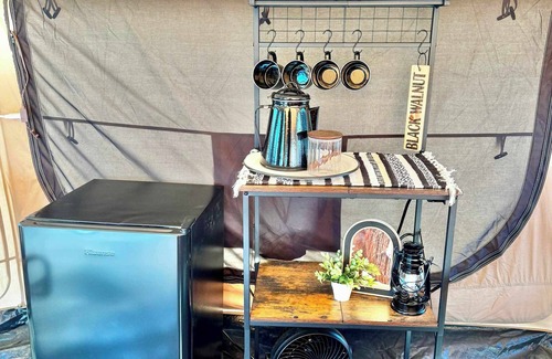 Tahlequah House | Black Walnut- Glamping Tent @ River Bluff Cabins