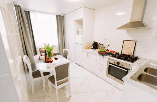 Ternopil Apartment | Black&White Нова стильна квартира на Київській