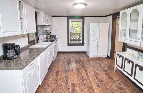 Canaan Cottage | Blackberry River Cottage: Where Fun & Nature Meet