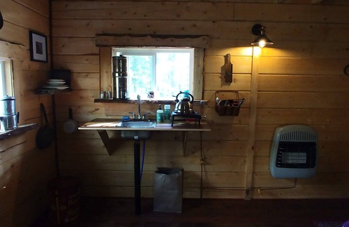 McCarthy Cabin | Blackburn Cabins