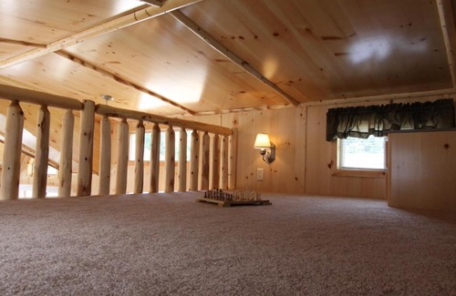 Milton Resort | Blackhawk RV Campground Loft Cabin 11