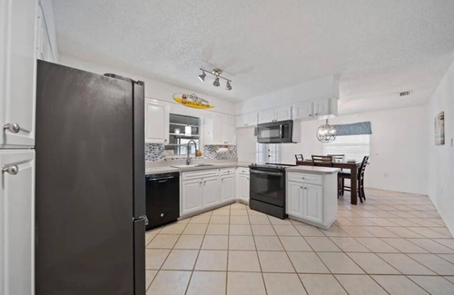 Memphis House | Bliss By The Bay* Heated Pool Home w/Playground